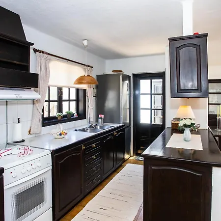 Casa Thalatta Holiday home *